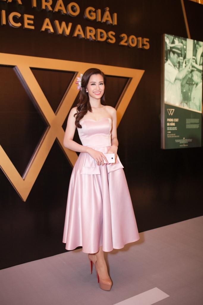 Đông Nhi