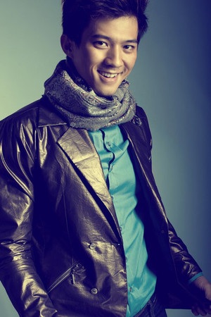 Sao Việt chúc Tết độc giả Dân Trí - 18 Trong nhân dịp năm mới không biết nói gì hơn, Hà Việt Dũng là xin kính chúc cho tất cả độc giả của báo Dân Trí một năm mới mạnh khỏe, hạnh phúc và tràn ngập niềm vui.