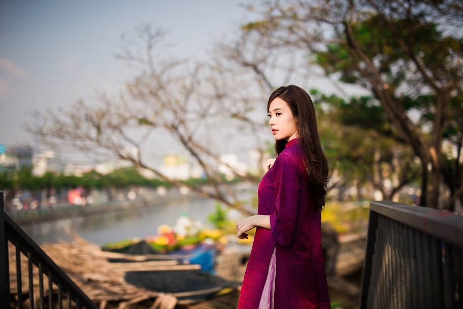 Trong những ngày đầu năm mới, Midu không đi xa thành phố mà dành thời gian chúc Tết bà con, họ hàng của mình.