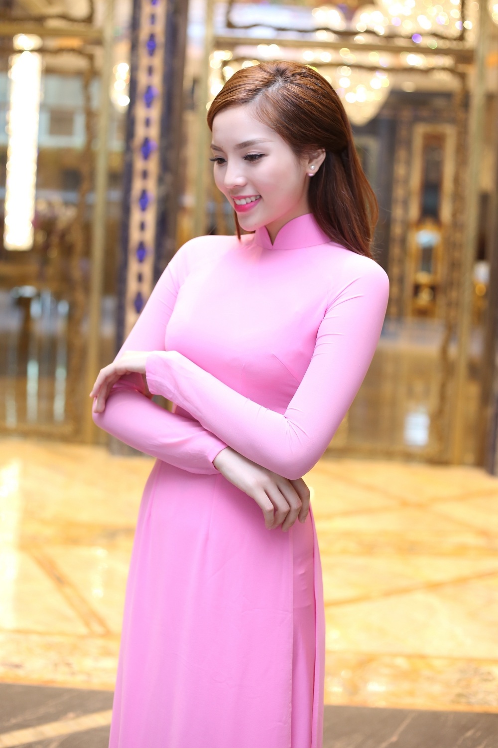 Lan Khuê và Kỳ Duyên làm Đại sứ Áo dài - 7 Lan Khuê và Kỳ Duyên làm Đại sứ Áo dài - 7