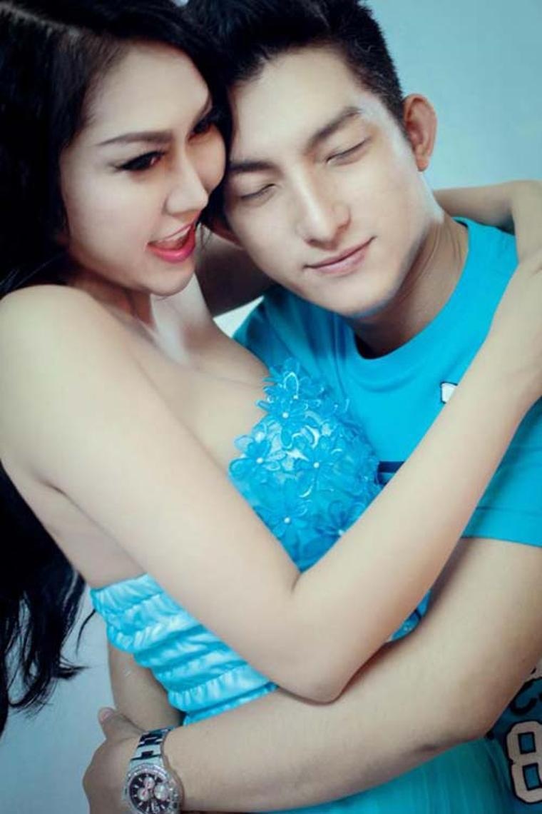 Những mối tình “chị em” của showbiz Việt - 9 Những mối tình “chị em” của showbiz Việt - 9