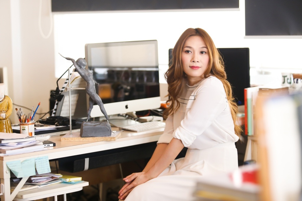 Nét đẹp hiện đại, tươi sáng là điểm nhấn cho MV lần này của Mỹ Tâm