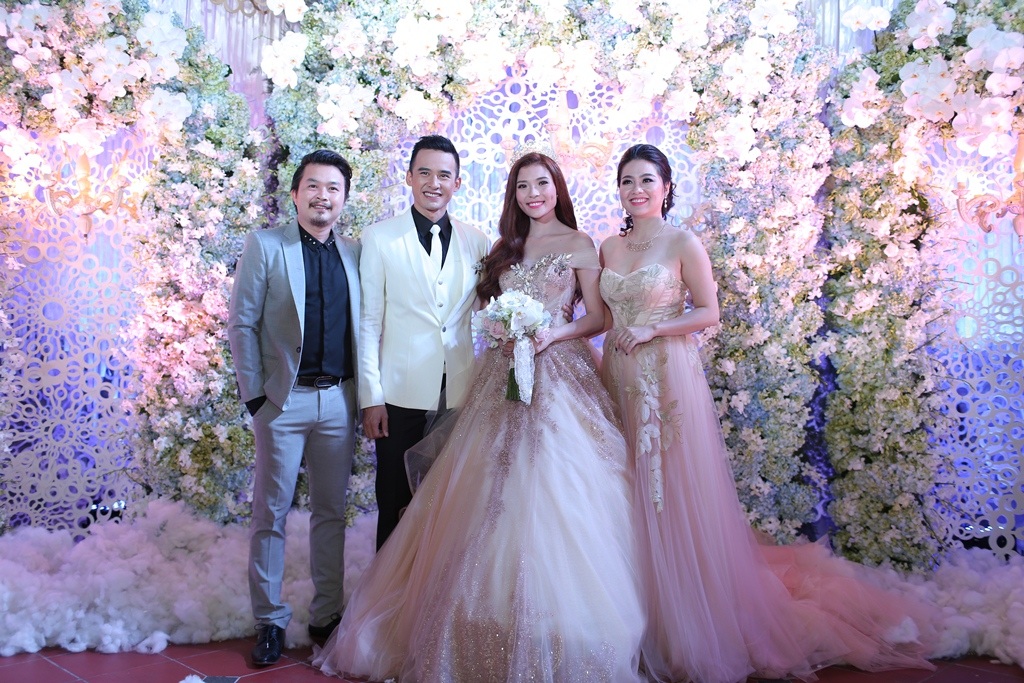 Vợ chồng diễn viên Lê Khánh và Tuấn Khải