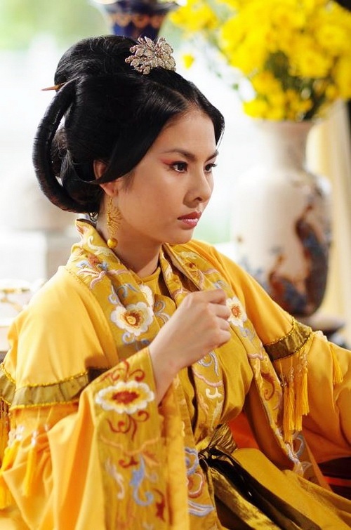 Mỹ nhân Việt nào vào vai cổ trang ấn tượng nhất? - 26
Ngoài ra, hình ảnh của Vân Trang so với nhiều vai diễn trước cũng mang sự đột phá mạnh mẽ, khẳng định sự đa dạng trong diễn xuất.