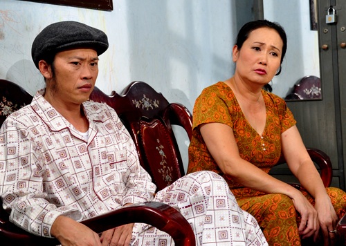 Nghệ sĩ Thanh Hằng tiết lộ cuộc sống sau 15 năm "biến mất" - 3 Nghệ sĩ Hoài Linh là người thuyết phục Thanh Hằng về lại quê nhà hoạt động sau khi đã hoàn thành nghĩa vụ của người mẹ, người vợ trong gia đình