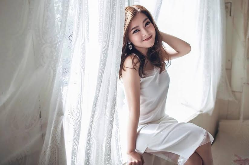 Thanh Ngọc lột xác thành quý cô trưởng thành, gợi cảm - 9 Thanh Ngọc lột xác thành quý cô trưởng thành, gợi cảm - 9