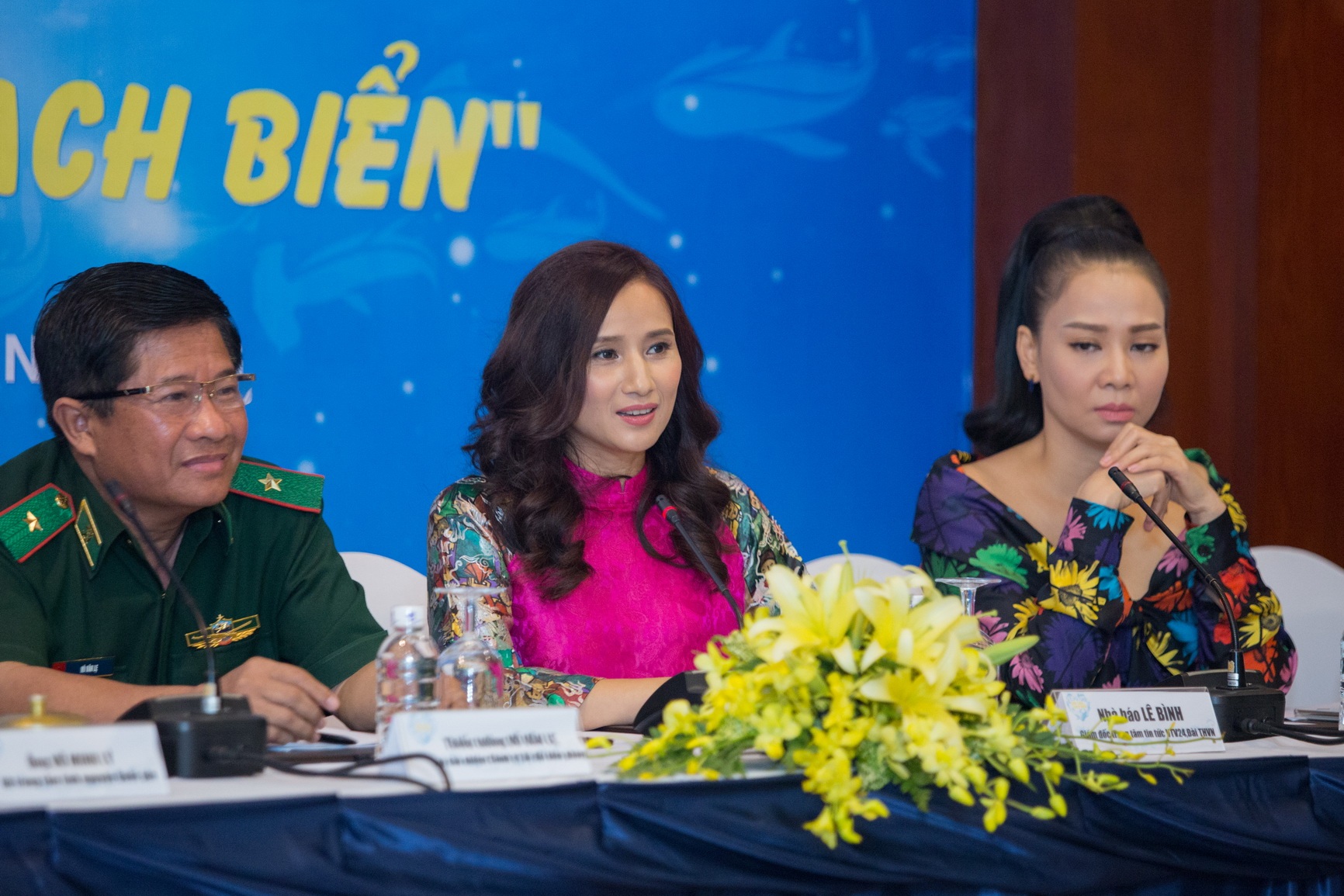 Thu Minh trở thành đại sứ “Hãy làm sạch biển” - 1