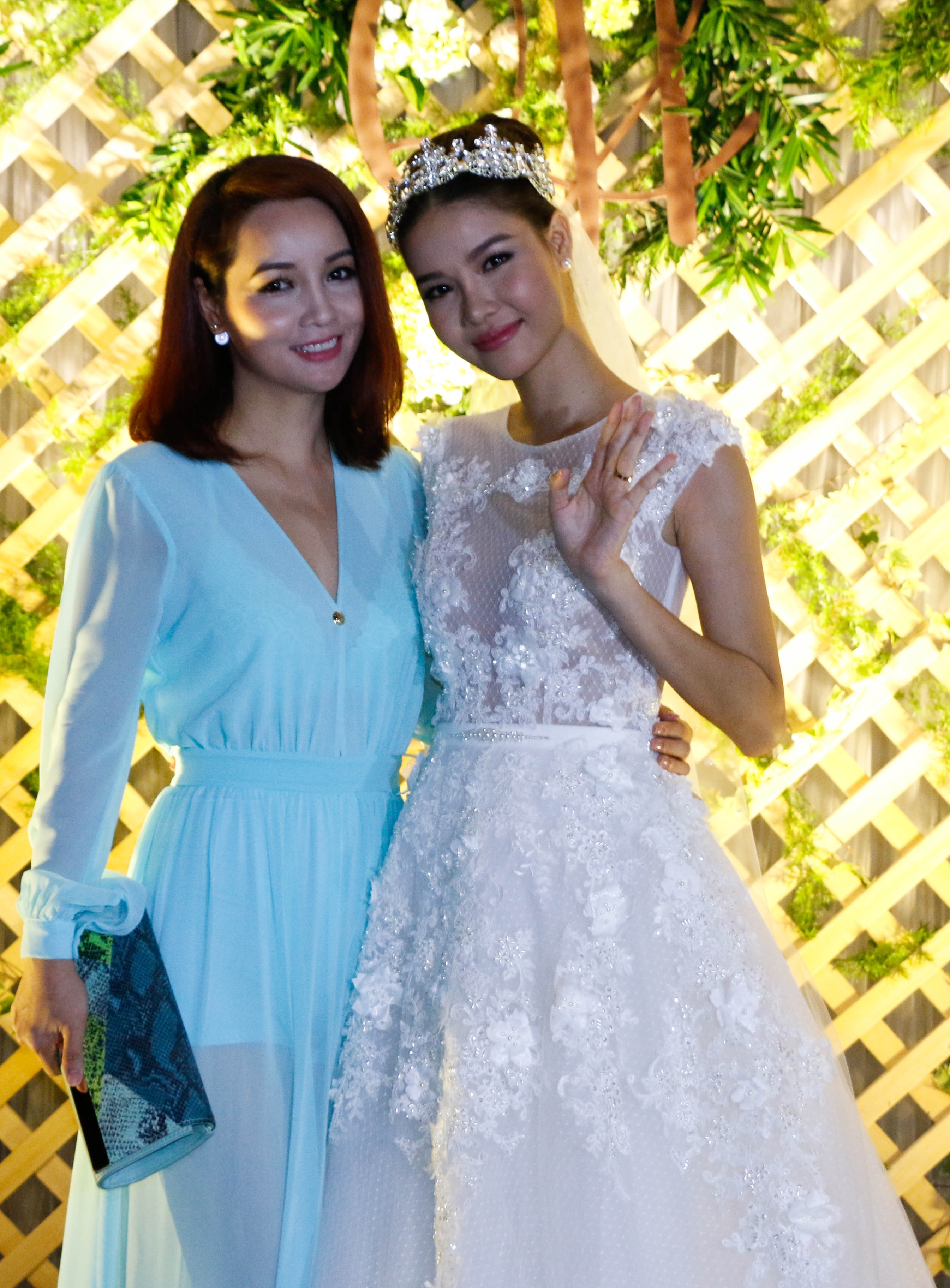 Nữ diễn viên khá thân thiết với cô dâu Kỳ Hân