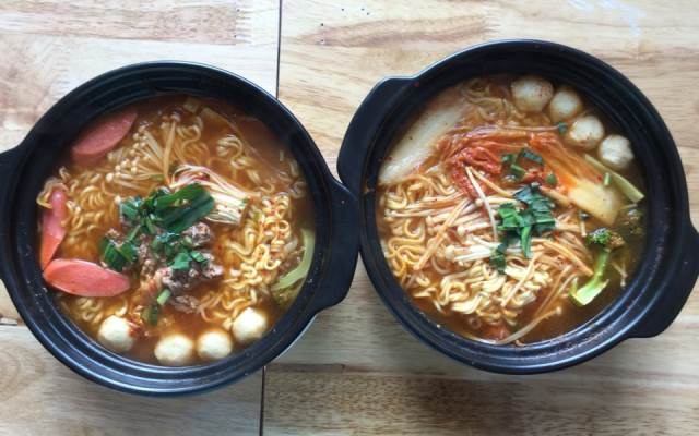 Sài Gòn cuối tuần... Đi ăn mì cay - 4 Sài Gòn cuối tuần... Đi ăn mì cay - 4