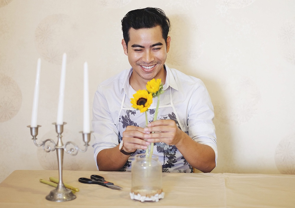 Nụ cười hạnh phúc của Thanh Bình khi chuẩn bị cho ngày trọng đại