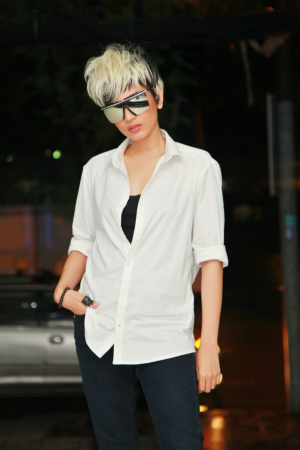 Khó nhận ra Trương Thị May thướt tha và nữ tính của ngày thường