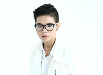 Vũ Cát Tường lần đầu lên tiếng sau scandal nghiêm trọng - 1 Vũ Cát Tường là một trong số hàng loạt các sao Việt vướng scandal ầm ĩ từ đầu tháng 7 đến nay. Cô lần đầu tiên chính thức lên tiếng sau thời gian im lặng