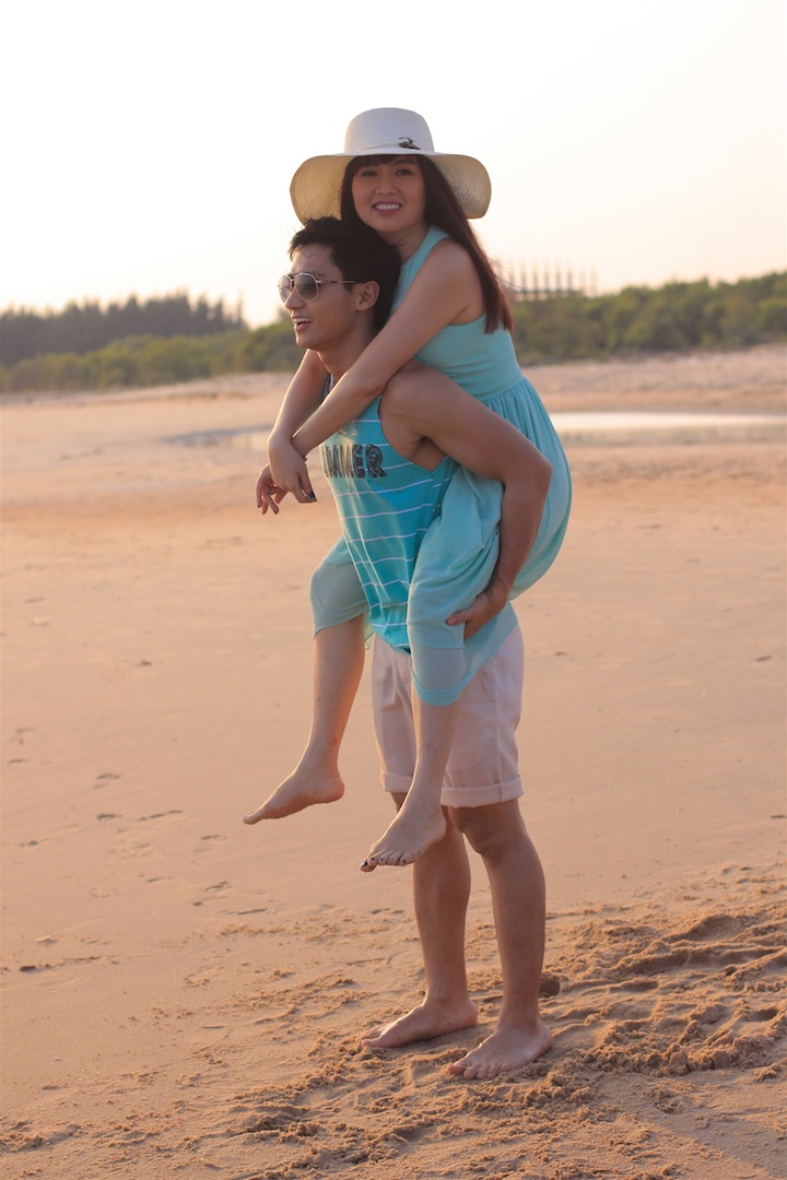 Lê Khánh lên tục được “phi công trẻ” Hữu Vi hôn - 4