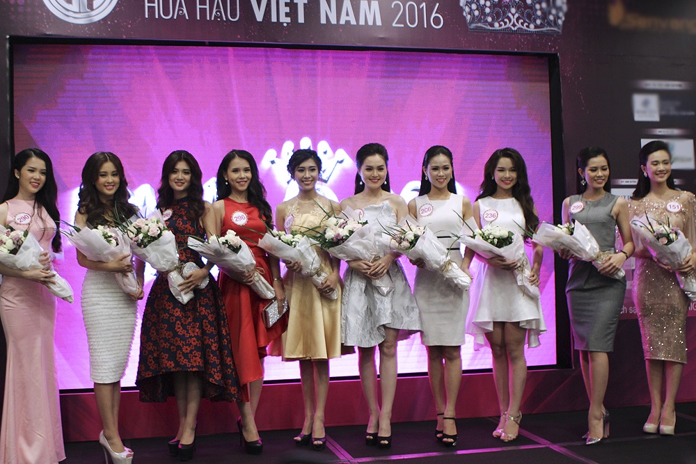 Kỳ Duyên tham dự chung kết Hoa hậu Việt Nam với tư cách... khán giả - 1 Kỳ Duyên tham dự chung kết Hoa hậu Việt Nam với tư cách... khán giả - 1