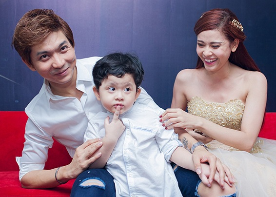Trương Quỳnh Anh: “Tim đã gạt bỏ cái tôi của mình để yêu tôi!” - 3 Con trai Sushi là một phần gắn kết quan trọng của gia đình cặp đôi