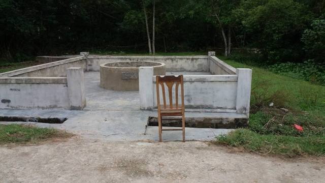 Nghi phạm thả bé gái 2,5 tháng tuổi xuống giếng làng là mẹ ruột - 1 Giếng làng - nơi phát hiện thi thể cháu C