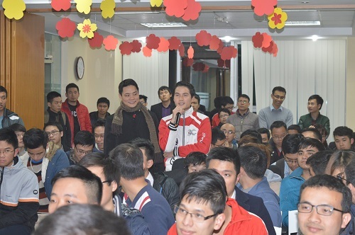 Nhân Nguyễn - chàng trai Việt thành danh ở Google “tiếp lửa” cho giới trẻ - 3 Nhiều câu hỏi được đặt ra, nóng nhất vẫn là chặng đường để đến và làm việc tại Google
