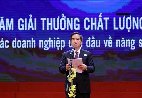 Trưởng ban Kinh tế Trung ương: “Doanh nghiệp phải đổi mới để cạnh tranh thành công” - 1 Ông Nguyễn Văn Bình - Ủy viên Bộ Chính trị, Trưởng Ban Kinh tế Trung ương