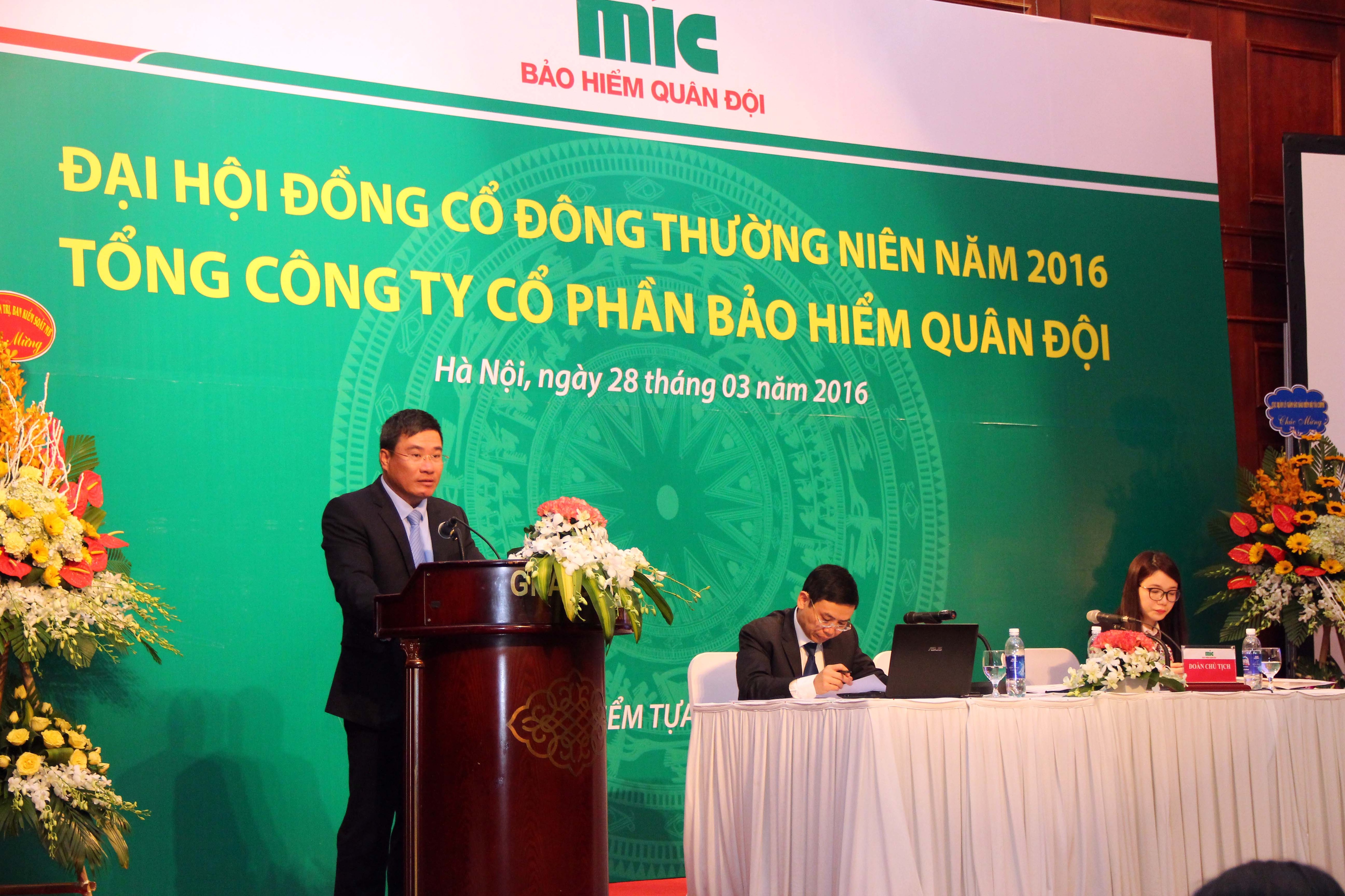MIC tăng vốn điều lệ lên 800 tỷ đồng - 1 Ông Uông Đông Hưng - Phó TGĐ MB, Chủ tịch HĐQT MIC phát biểu tại Đại hội đồng cổ đông thường niên 2016.