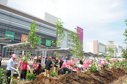 Gần 1000 người ra quân “ bơm” oxy cho thành phố - 1 Ngày hội trồng cây “Cánh rừng quê hương Aeon” Bình Tân với sự tham gia của gần 1,000 người