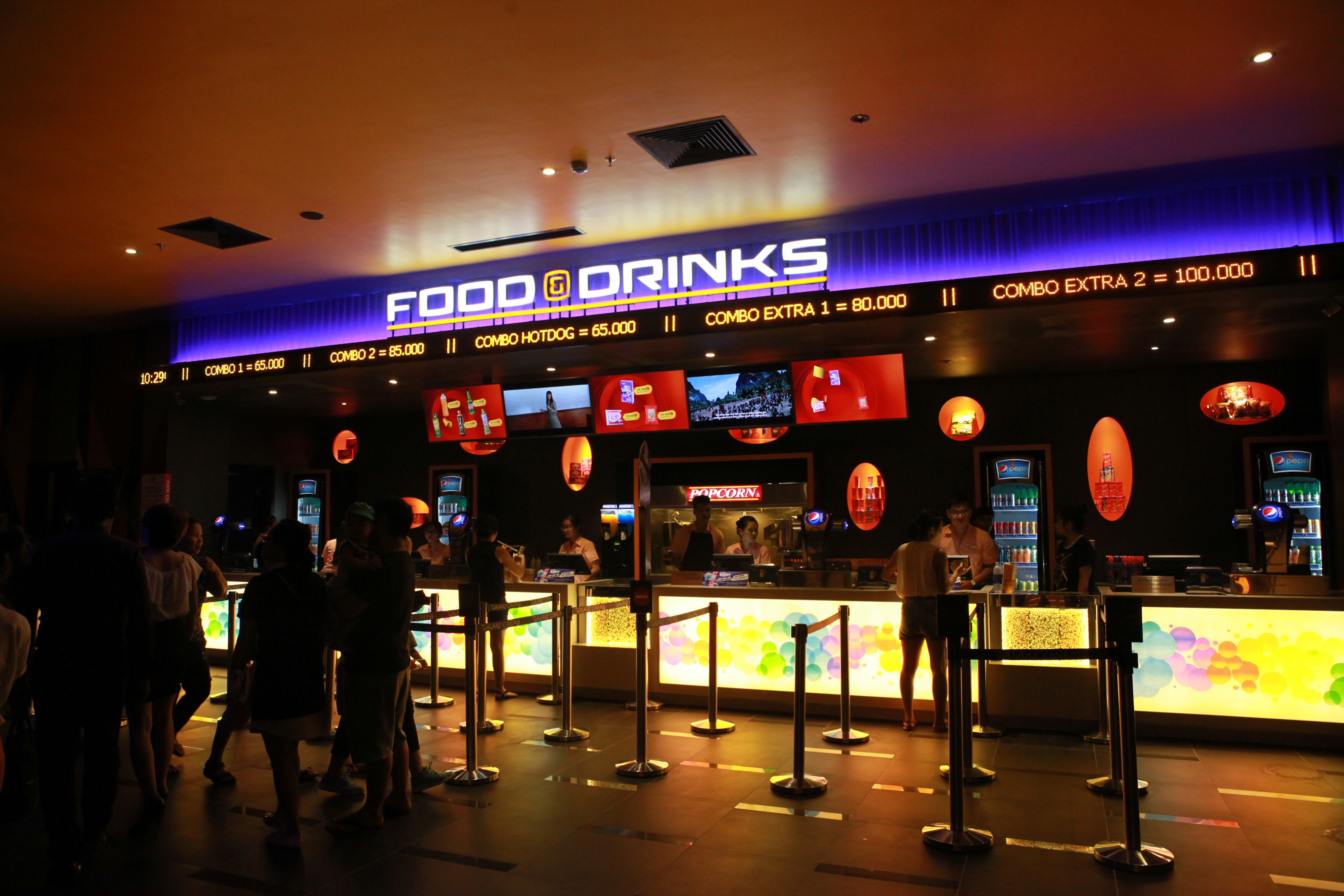 Khu ẩm thực phong phú