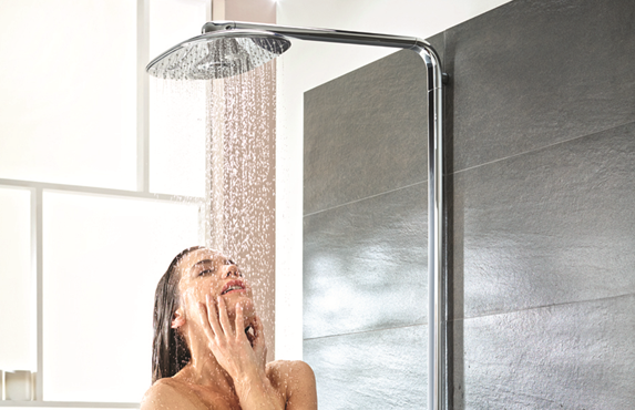 Grohe thiết bị phòng tắm cao cấp từ Đức chính thức “đổ bộ” vào Việt Nam - 3 Cây sen tắm đứng SmartControl