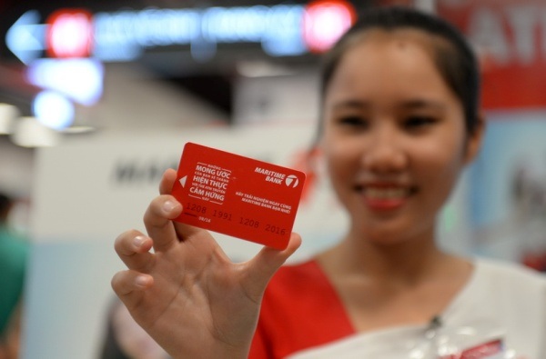 Bất ngờ với cây ATM biết nói - 3