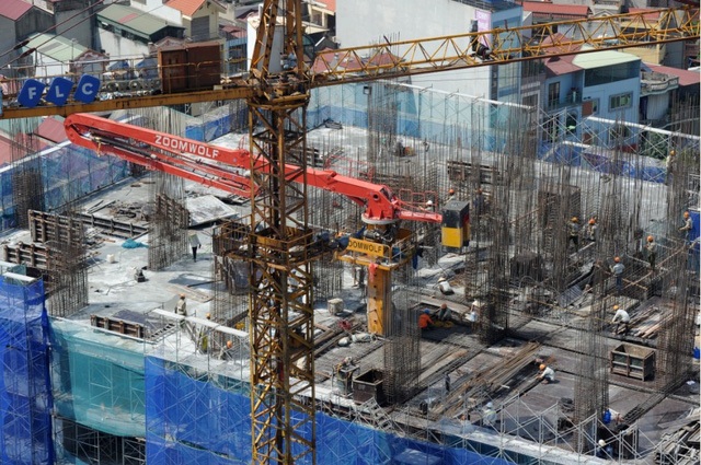 Thị trường Bất động sản tháng “Ngâu” trầm lắng? - 2 Thị trường Bất động sản tháng “Ngâu” trầm lắng? - 2