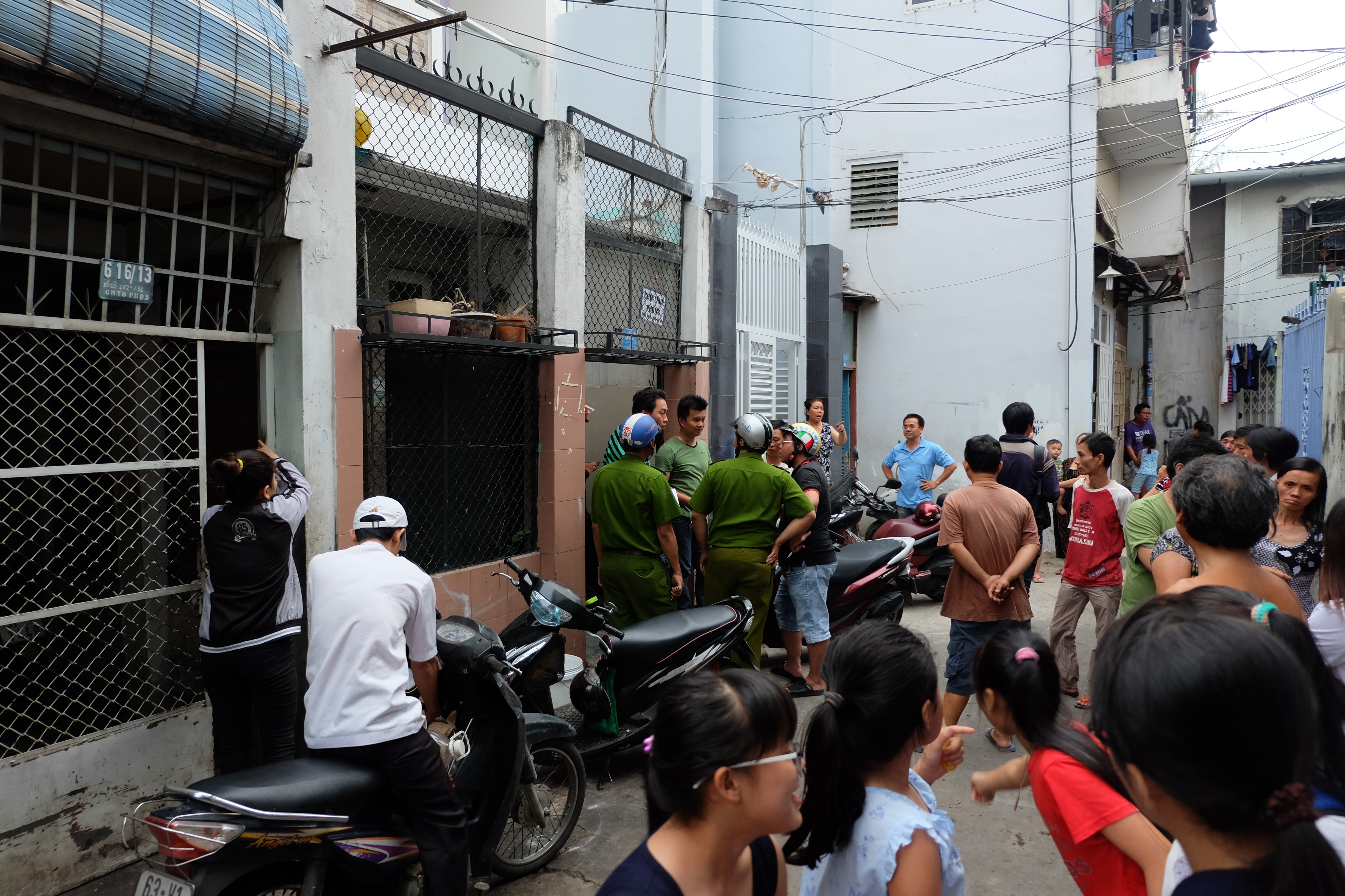 Công an có mặt điều tra nguyên nhân