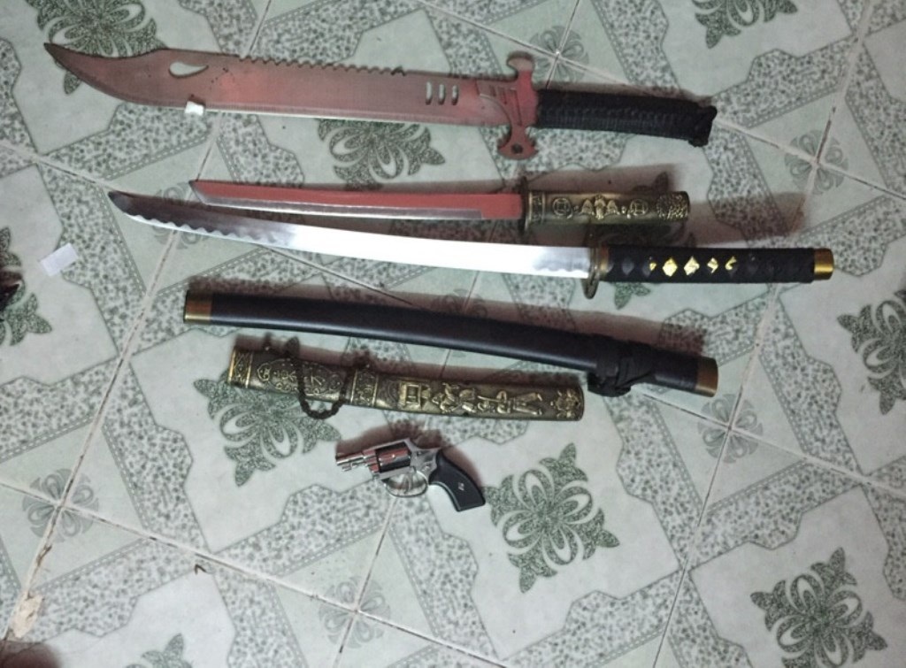 Hơn 70 cảnh sát “đột kích” sòng bạc của chị ruột trùm giang hồ "Cu đĩ" - 2 Tang vật mà công an thu giữ