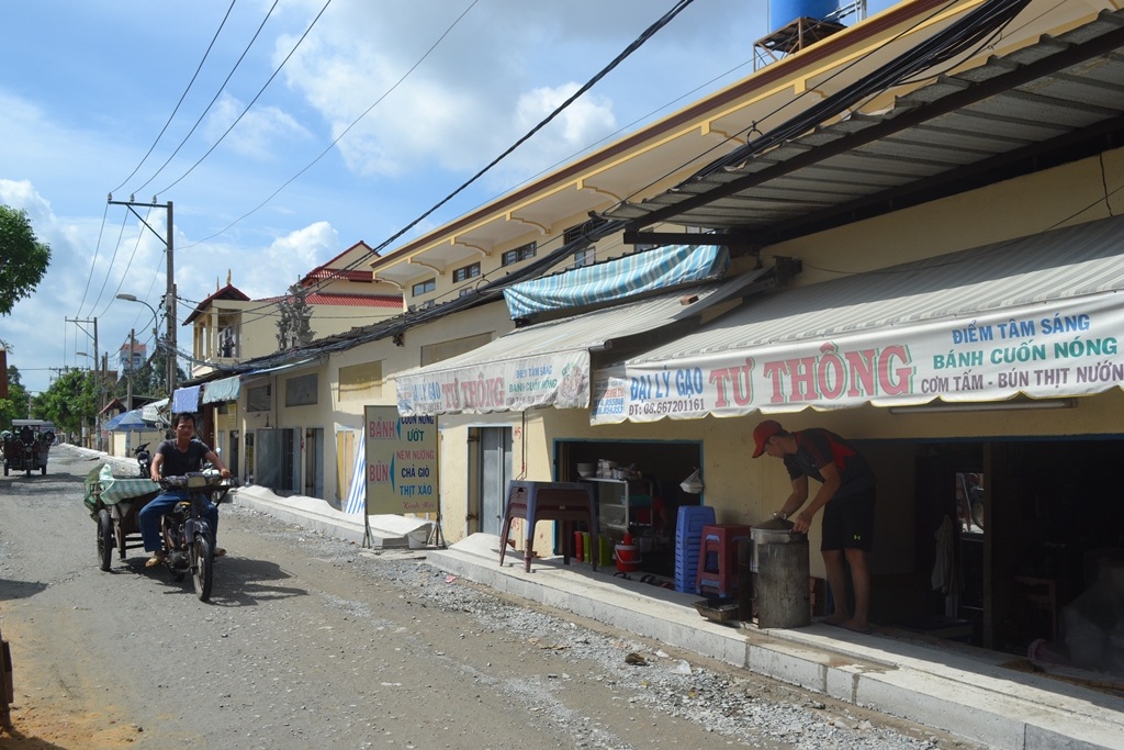 Hàng loạt ngôi nhà bỗng dưng biến thành... hầm