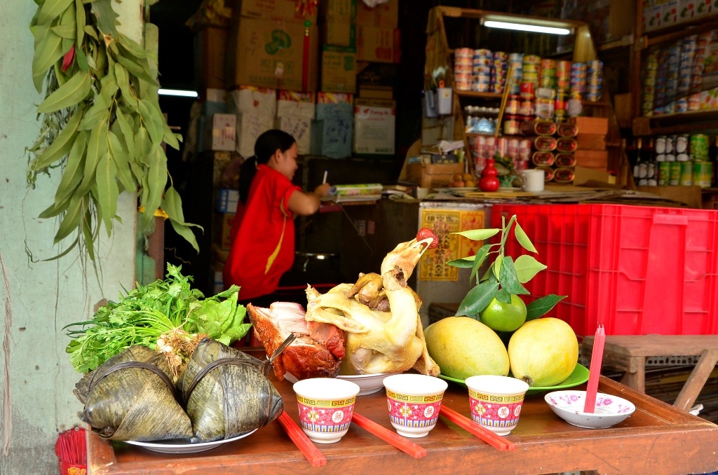 Những tập tục "diệt sâu bọ" thú vị trong ngày Tết Đoan Ngọ - 18