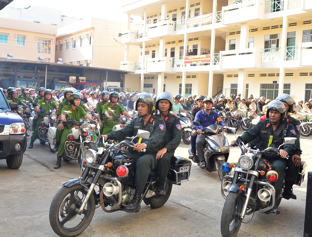 Lực lượng Công an TPHCM ra quân trấn áp tội phạm sau chỉ đạo của Bí thư Đinh La Thăng