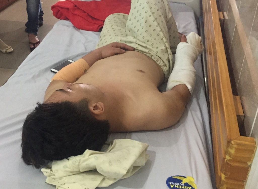 Anh Trung vẫn đang cấp cứu tại Bệnh viện Đa khoa Xuyên Á