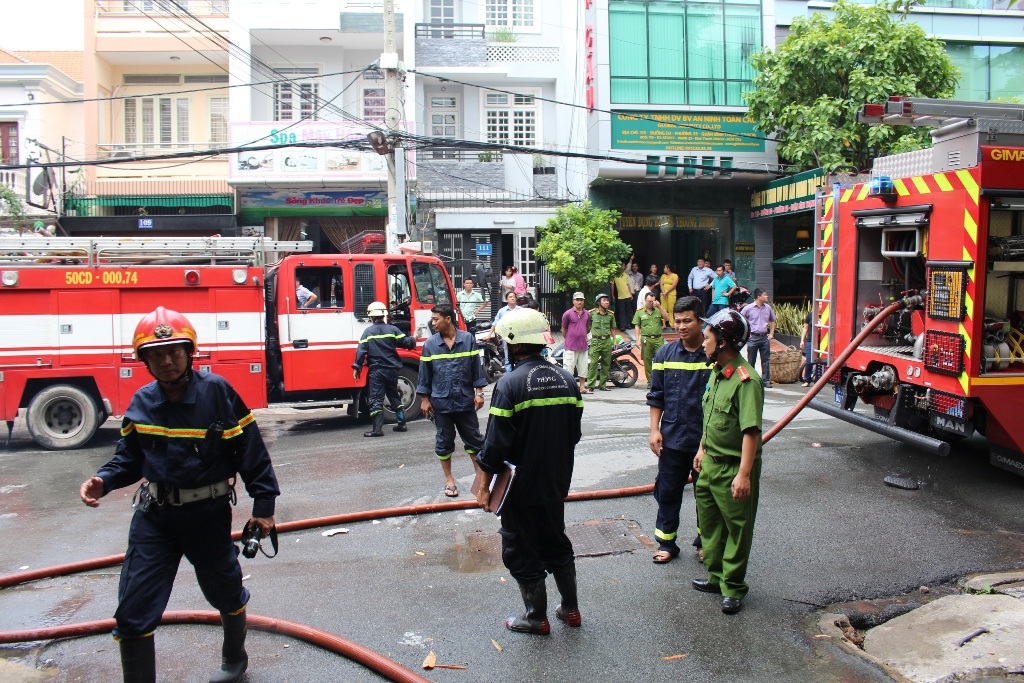 Lực lượng chữa cháy tại hiện trường