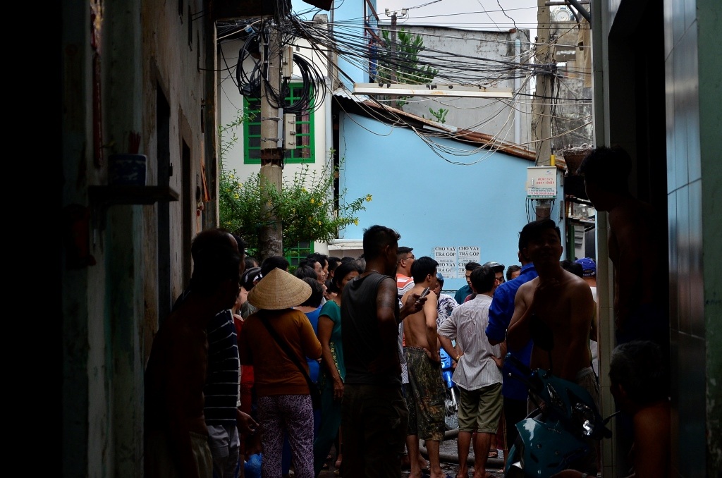 Vụ cháy khiến cả khu dân cư náo loạn