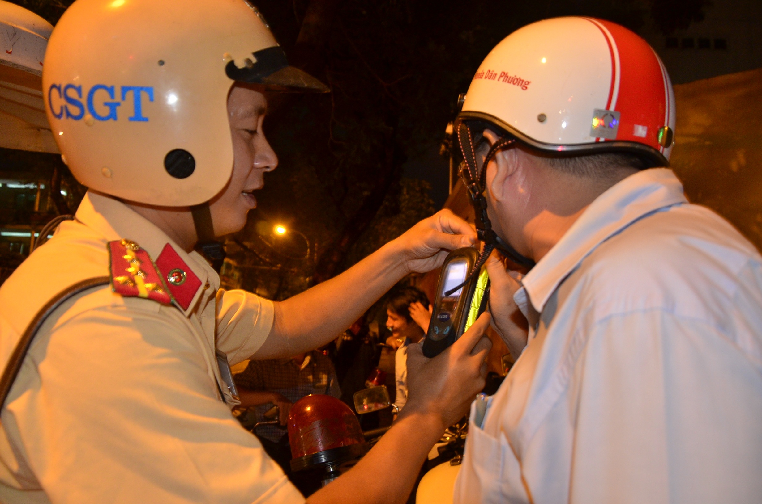 Một trường hợp chấp hành nghiêm chỉnh việc kiểm tra nồng độ cồn đêm 1/8