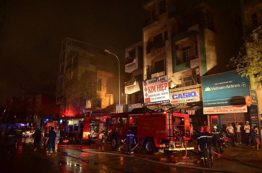 Lực lượng chữa cháy tại hiện trường