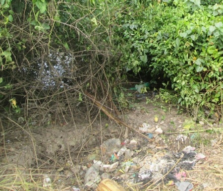 Nơi Nguyện đốt cha ruột của y.