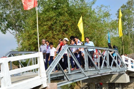 Khánh thành cầu Dân trí thứ 10 tại Sóc Trăng - 20