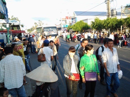 Thánh đường lớn nhất ĐBSCL đón hàng ngàn người về hành hương - 1 Thánh đường lớn nhất ĐBSCL đón hàng ngàn người về hành hương - 1