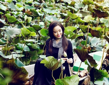 Hoa khôi Sinh viên Cần Thơ “hóa” nữ thanh niên xung phong duyên dáng - 4