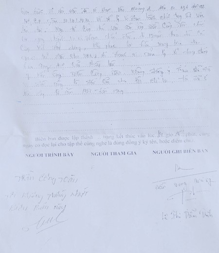 Biên bản cuộc họp yêu cầu gia đình bà Tuyến tháo dỡ nhà trả đất không có bất kỳ chữ ký, con dấu nào của xã Thạnh Trị.