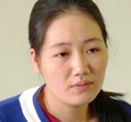 ... và con dâu Lê Thị Bích. (Ảnh công an cung cấp)