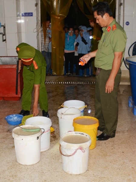 Sau một đêm, tang vật bẩn "biến" thành tang vật sạch ? - 3