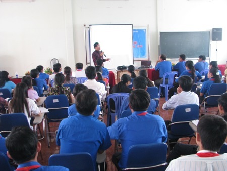 Cà Mau: Công chức được "nợ" chứng chỉ ngoại ngữ chuyên ngành khi tuyển dụng - 1
Cà Mau cho nợ chứng chỉ ngoại ngữ chuyên ngành trong tuyển dụng viên chức. (Ảnh minh họa)
