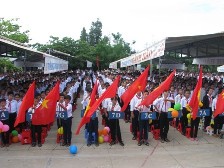 Rộn ràng khai giảng năm học mới tại tỉnh Bạc Liêu. (Ảnh: Huỳnh Hải)