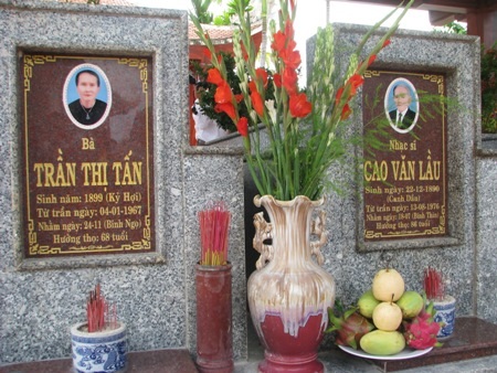 Vọng vang bài ca “vua” sân khấu tại lễ tưởng niệm nhạc sĩ Cao Văn Lầu - 4