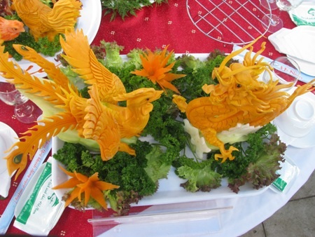 Ấn tượng món ăn "biến tấu" hình cây đàn kìm - 10