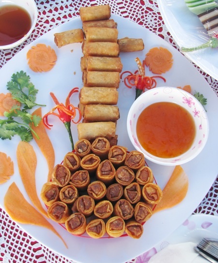 Chả giò đàn kìm.